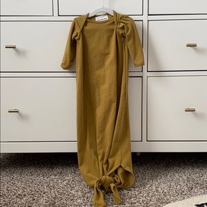 NWOT Candy Kirby Design 3-6 month Gown